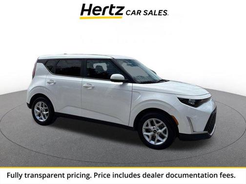 Snow White Pearl 2025 Kia Soul LX