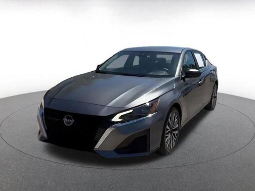 Gun Metallic 2025 Nissan Altima SV FWD