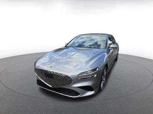 2025 Genesis G70 2.5T RWD