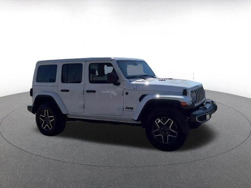 2025 Jeep Wrangler 4-Door Sahara 4x4