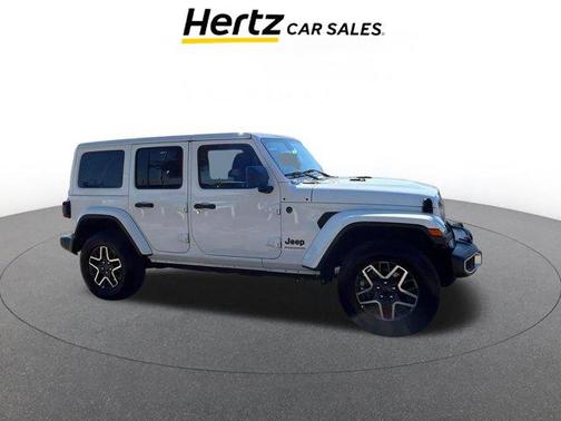 2025 Jeep Wrangler 4-Door Sahara 4x4