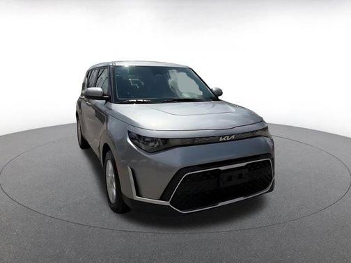 Steel Gray 2025 Kia Soul LX