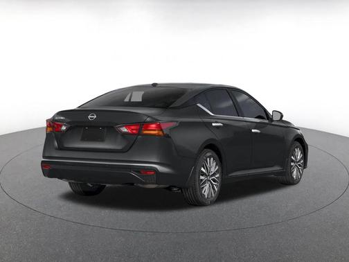 Super Black 2025 Nissan Altima SV FWD