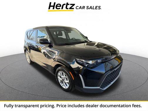 Fusion Black 2025 Kia Soul LX