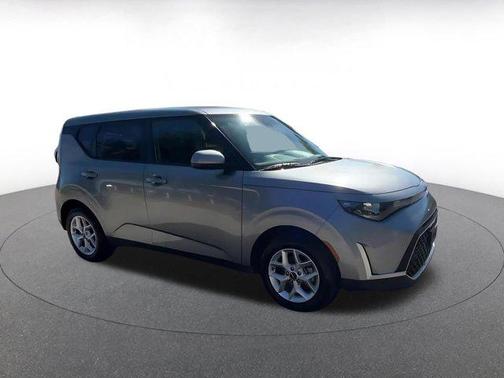 Steel Gray 2025 Kia Soul LX