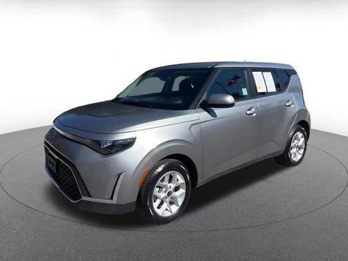 Steel Gray 2025 Kia Soul LX