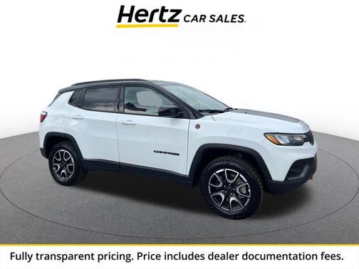 Bright White Clearcoat 2025 Jeep Compass Trailhawk