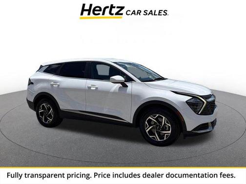 Glacial White Pearl 2025 Kia Sportage LX