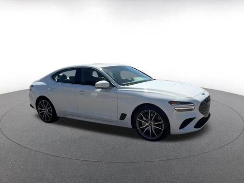 2025 Genesis G70 2.5T RWD