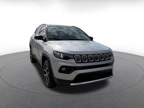 Silver Zynith Metallic Clearcoat 2025 Jeep Compass Limited