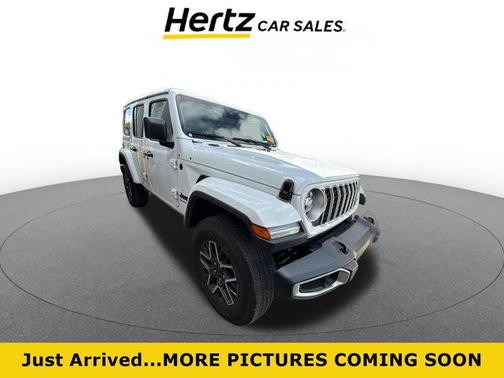 Bright White Clearcoat 2025 Jeep Wrangler 4-Door Sahara 4x4