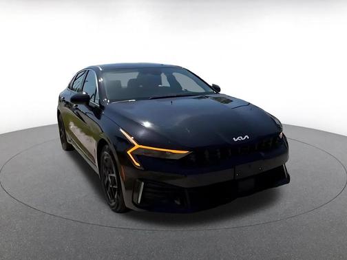 Aurora Black Pearl 2025 Kia K5 LXS
