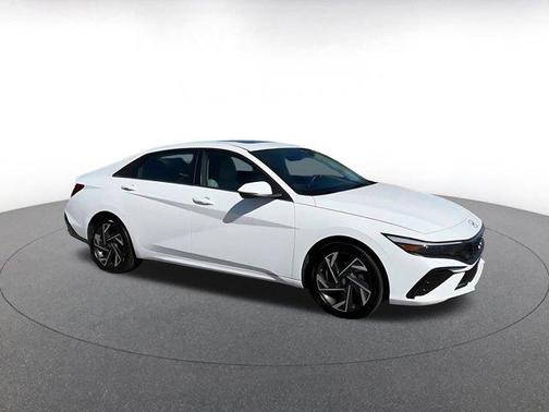 2025 Hyundai ELANTRA HEV Limited