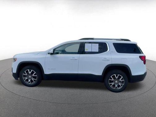 2023 GMC Acadia AWD SLT