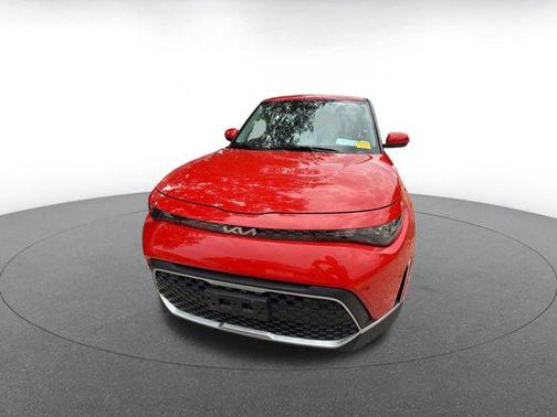 Inferno Red 2025 Kia Soul LX