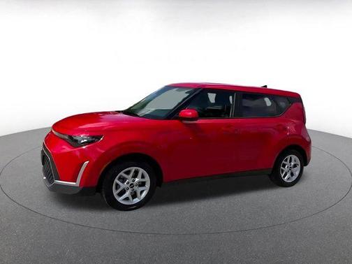Inferno Red 2025 Kia Soul LX