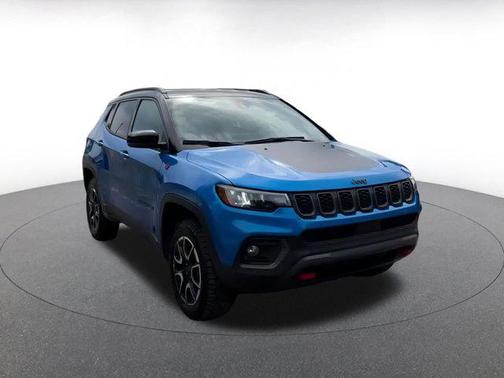 2025 Jeep Compass Trailhawk