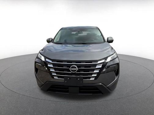 Gun Metallic 2024 Nissan Rogue SV