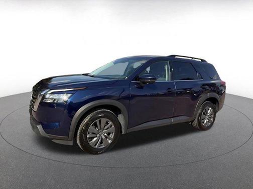 2025 Nissan Pathfinder SV FWD