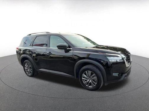 2025 Nissan Pathfinder SV FWD