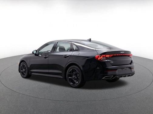 Aurora Black Pearl 2025 Kia K5 LXS