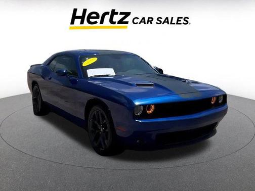 2022 Dodge Challenger SXT