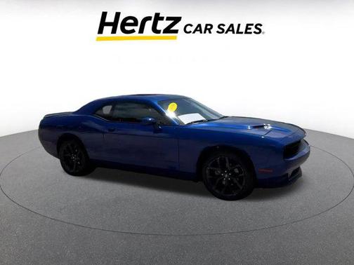 2022 Dodge Challenger SXT