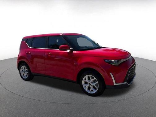 Inferno Red 2025 Kia Soul LX