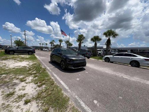 2023 Kia Niro EV Wind