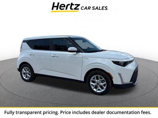 Snow White Pearl 2025 Kia Soul LX
