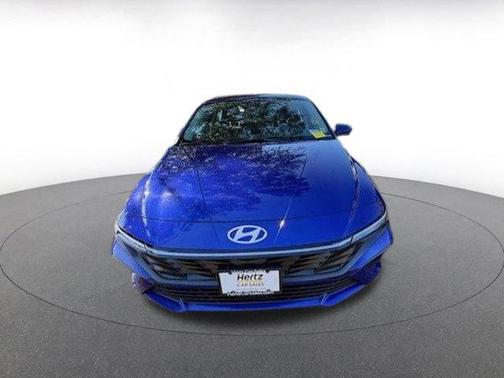 2025 Hyundai ELANTRA SEL