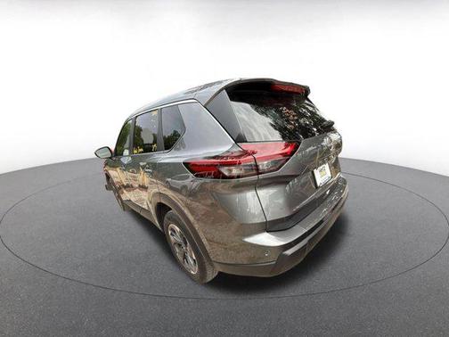 Gun Metallic 2025 Nissan Rogue SV