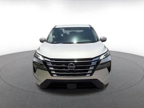 Brilliant Silver Metallic 2025 Nissan Rogue SV
