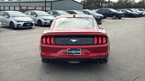 2020 Ford Mustang EcoBoost