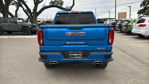 2024 GMC Sierra 1500 AT4