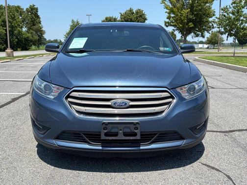 Blue Metallic 2018 Ford Taurus SEL