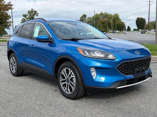 Velocity Blue Metallic 2021 Ford Escape SEL