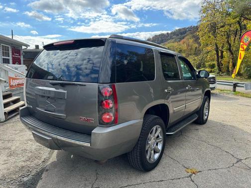 2012 GMC Yukon Denali