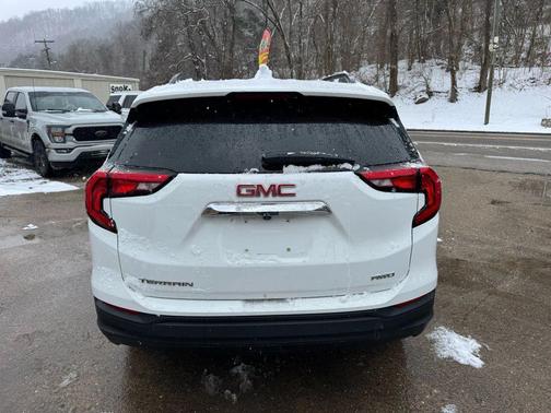 2021 GMC Terrain SLE