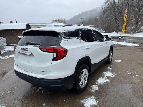 2021 GMC Terrain SLE