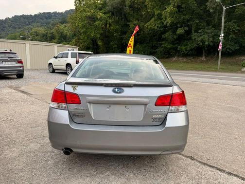 2011 Subaru Legacy Premium