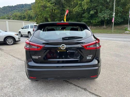 2020 Nissan Rogue Sport S