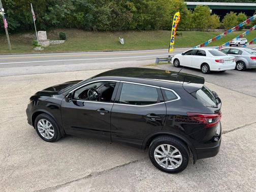 2020 Nissan Rogue Sport S