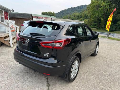 2020 Nissan Rogue Sport S