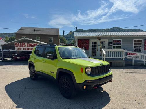 Hypergreen Clearcoat 2018 Jeep Renegade Trailhawk