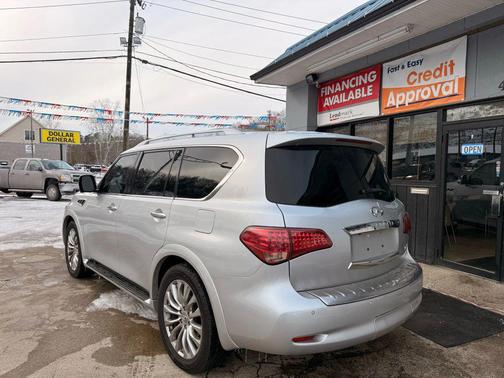 2016 INFINITI QX80 Base