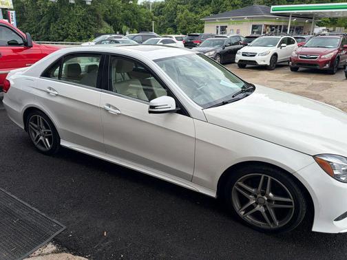 White 2014 Mercedes-Benz E-Class E 350 4MATIC Sedan 4D
