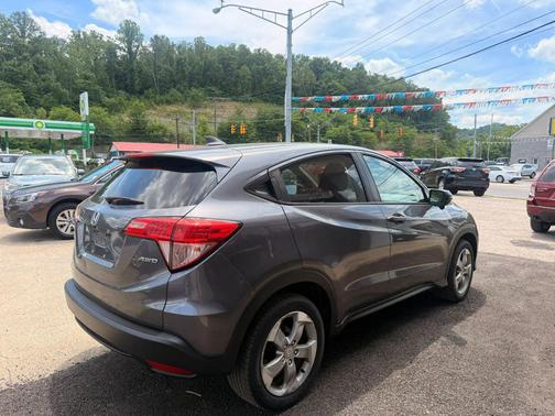 Modern Steel Metallic 2016 Honda HR-V EX