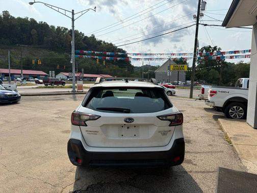 2024 Subaru Outback Base