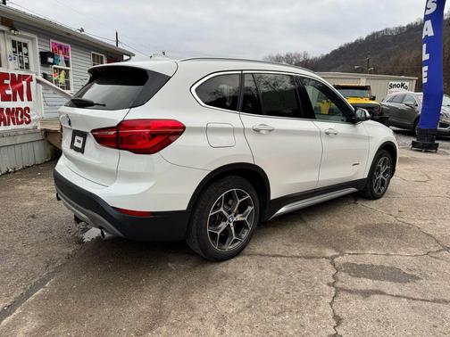 2018 BMW X1 xDrive28i
